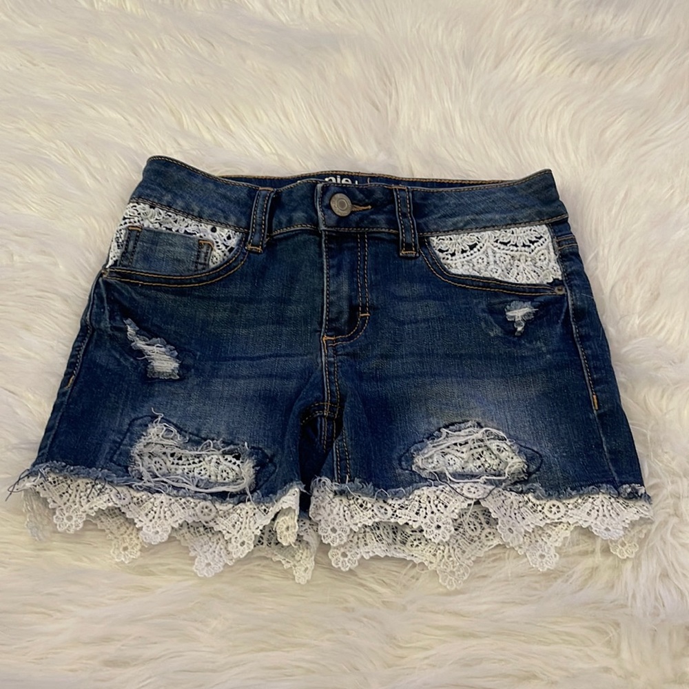 Girls 10 Destructed Shorts